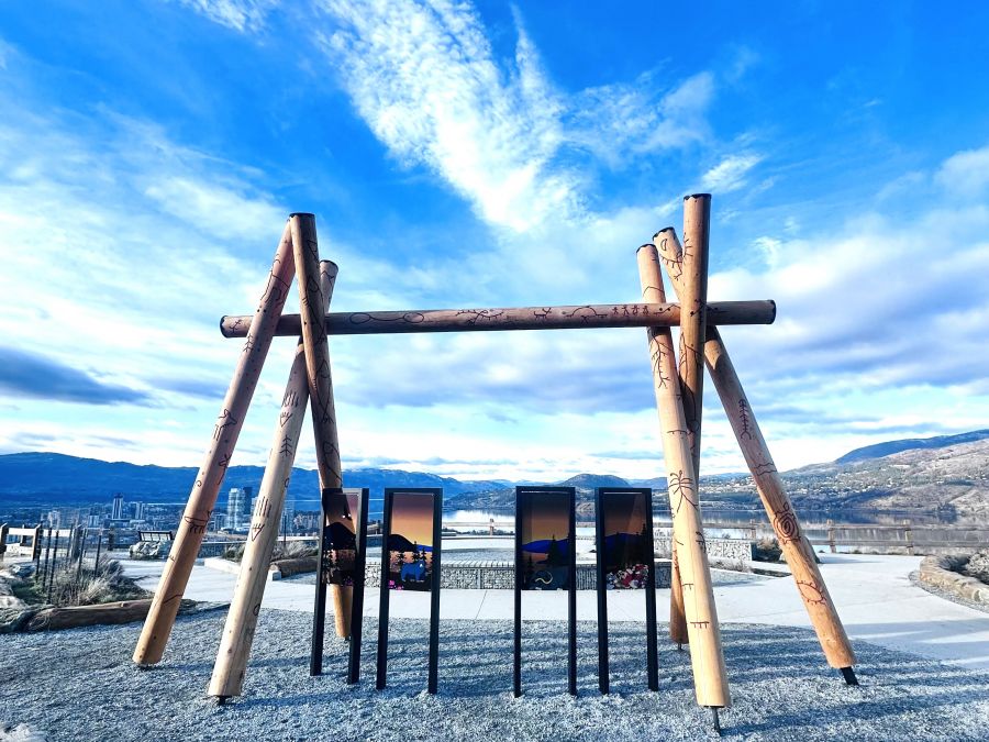 <who>Photo credit: Kerry MacNaull</who>The new Indigenous installation atop Knox Mountain Park in Kelowna.