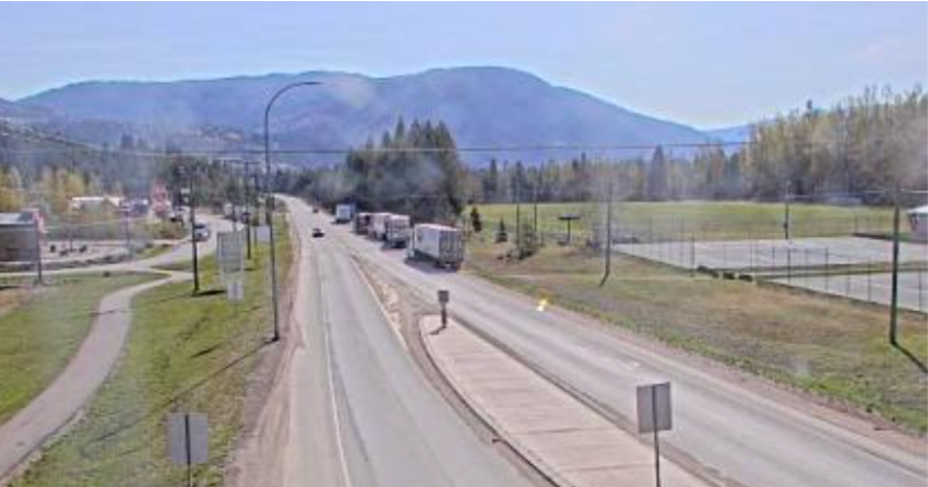 <who> Photo Credit: DriveBC </who> Hwy 5 at Clearwater Valley Rd, looking north.