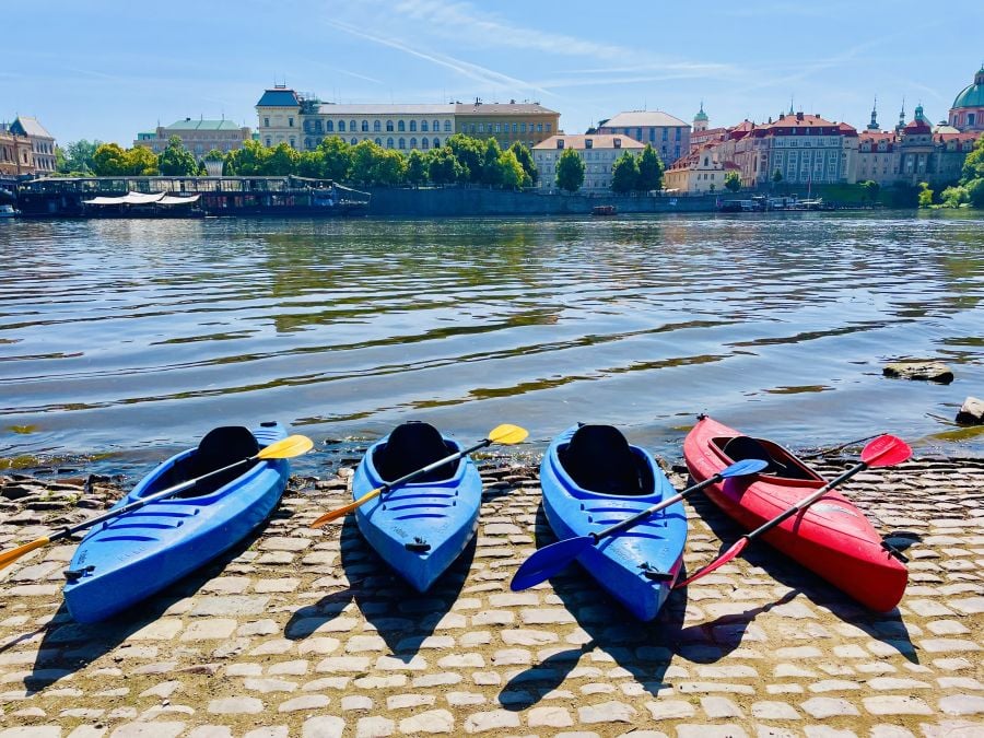 <who>Photo credits: Steve MacNaull/NowMedia Group</who>The kayaks await.