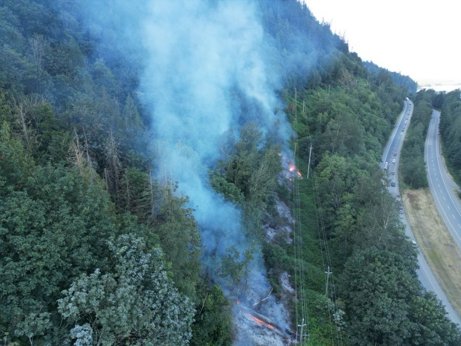 <who>Photo Credit: BC Wildfire Service