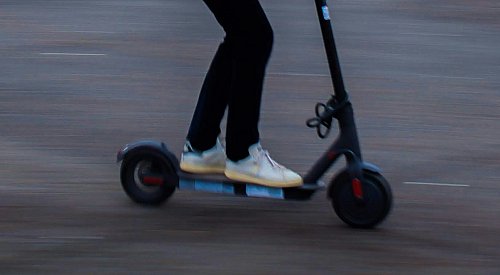 Man receives 90-day driving prohibition for riding e-scooter while drunk in Kelowna